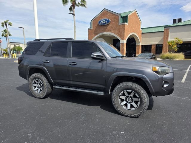 Used 2022 Toyota 4Runner TRD Off-Road Premium AWD/4WD image 2
