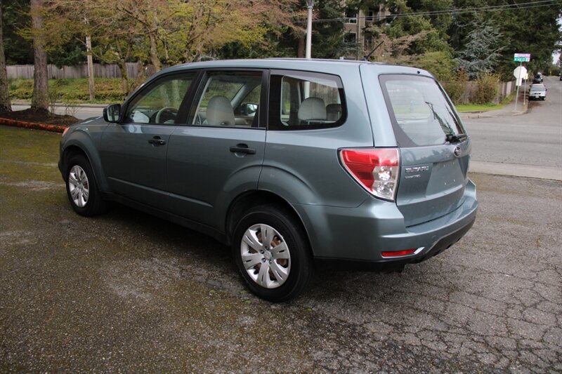 Used 2010 Subaru Forester 2.5X AWD/4WD image 4