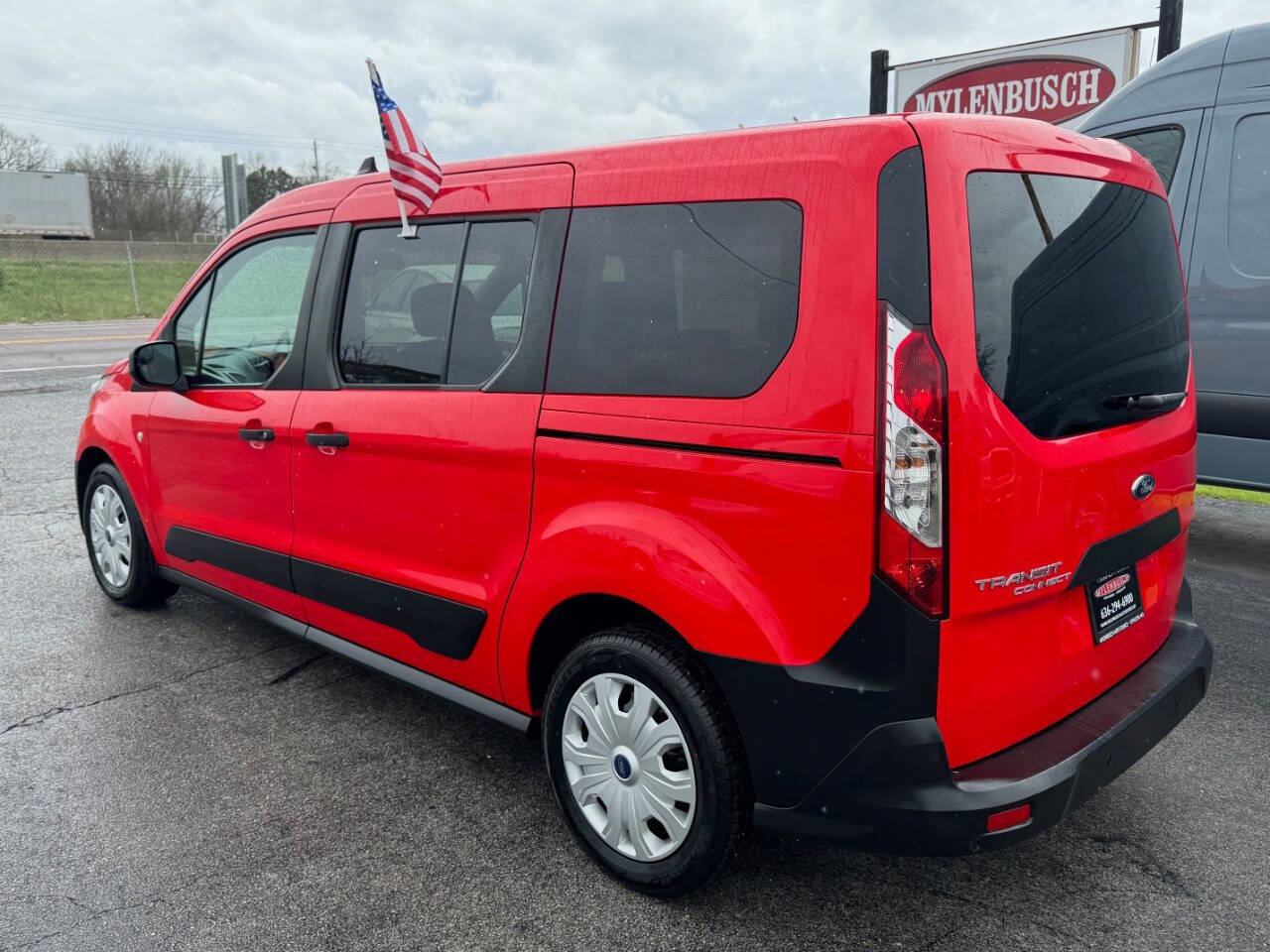 Used 2021 Ford Transit Connect XL image 7