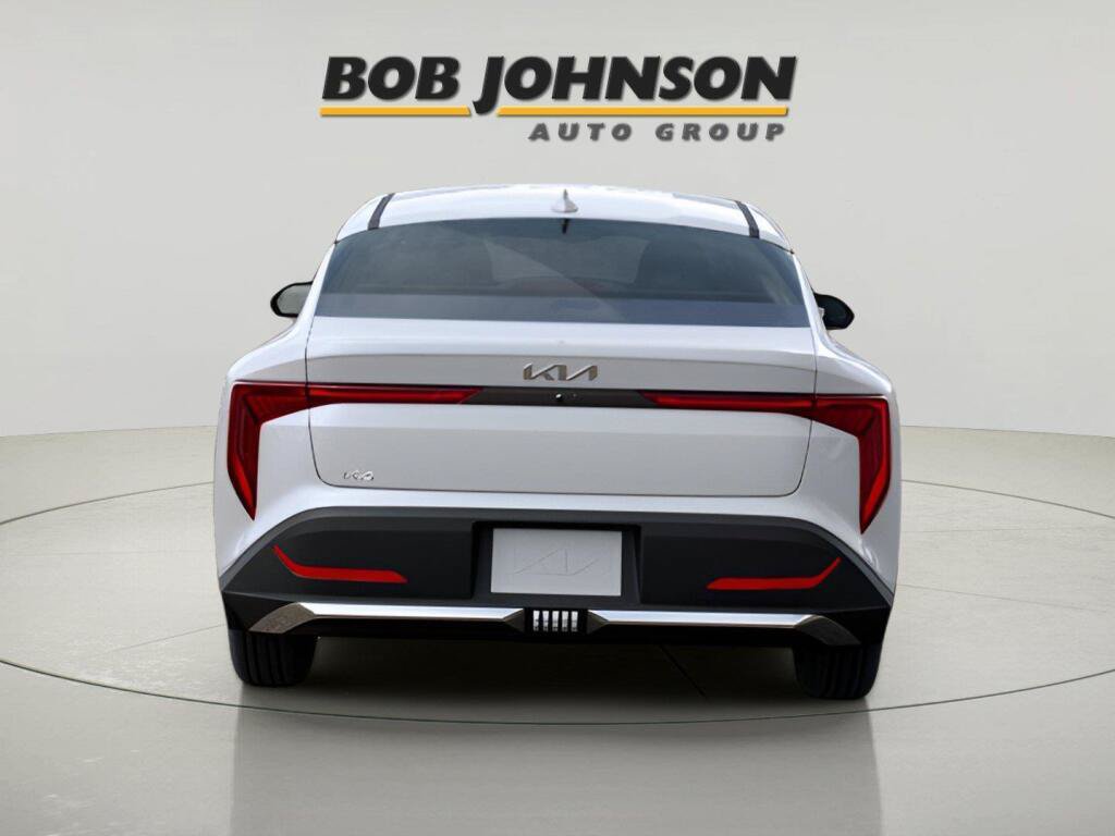 New 2026 Kia K4 FWD image 4