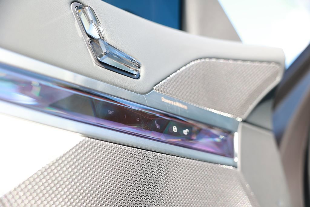 Used 2025 BMW i7 xDrive60 w/ Executive Package image 20