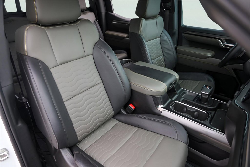 Certified 2024 Chevrolet Silverado 1500 ZR2 w/ Technology Package image 34