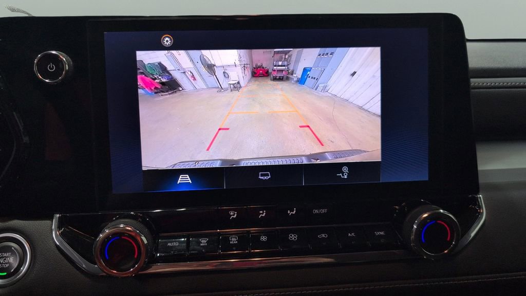 Used 2023 Chevrolet Colorado LT w/ LT Convenience Package image 11