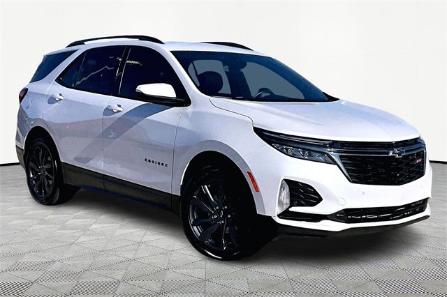 Used 2022 Chevrolet Equinox RS w/ RS Leather Package image 9