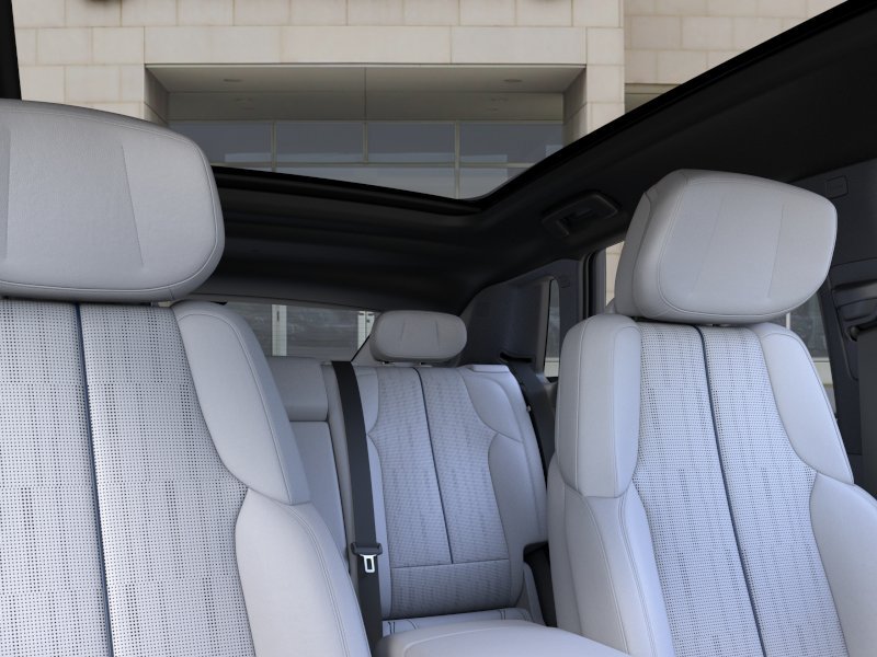 New 2026 Cadillac Lyriq Sport w/ LPO, ONYX Package AWD/4WD image 24