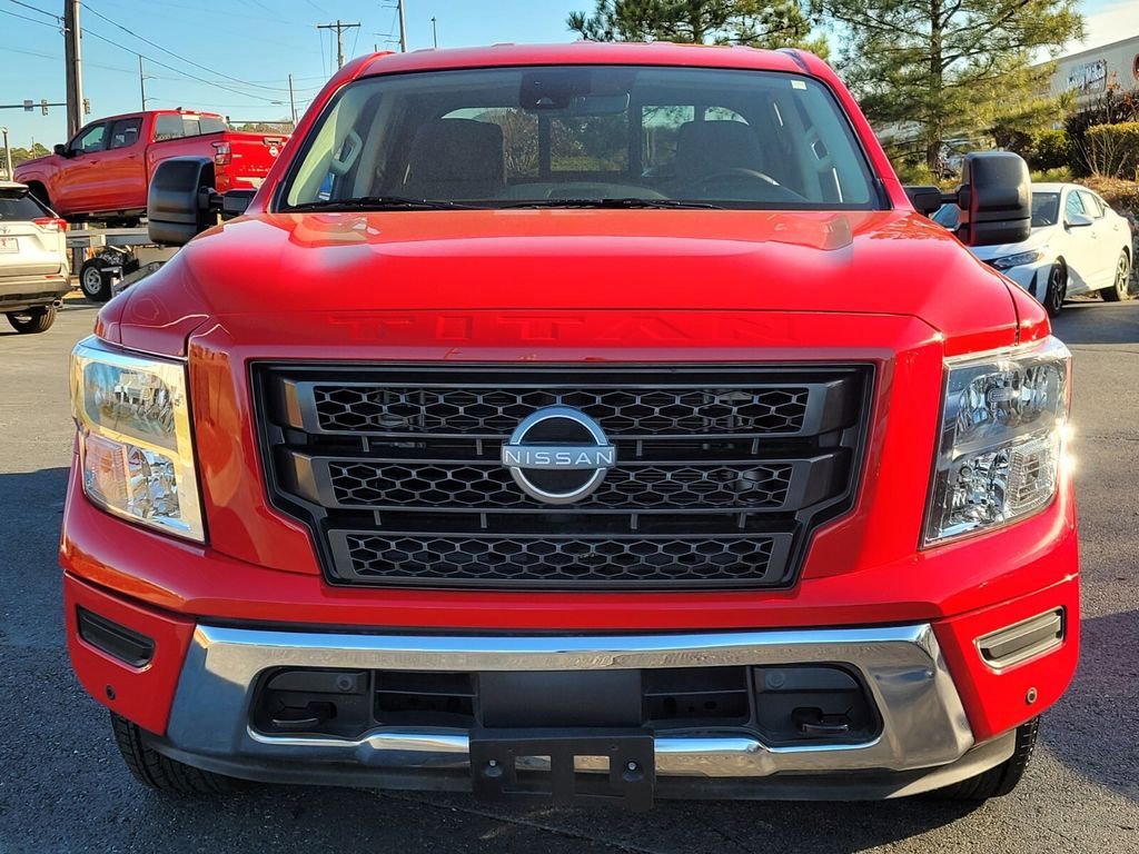 Used 2024 Nissan Titan SV w/ SV Convenience Package image 5