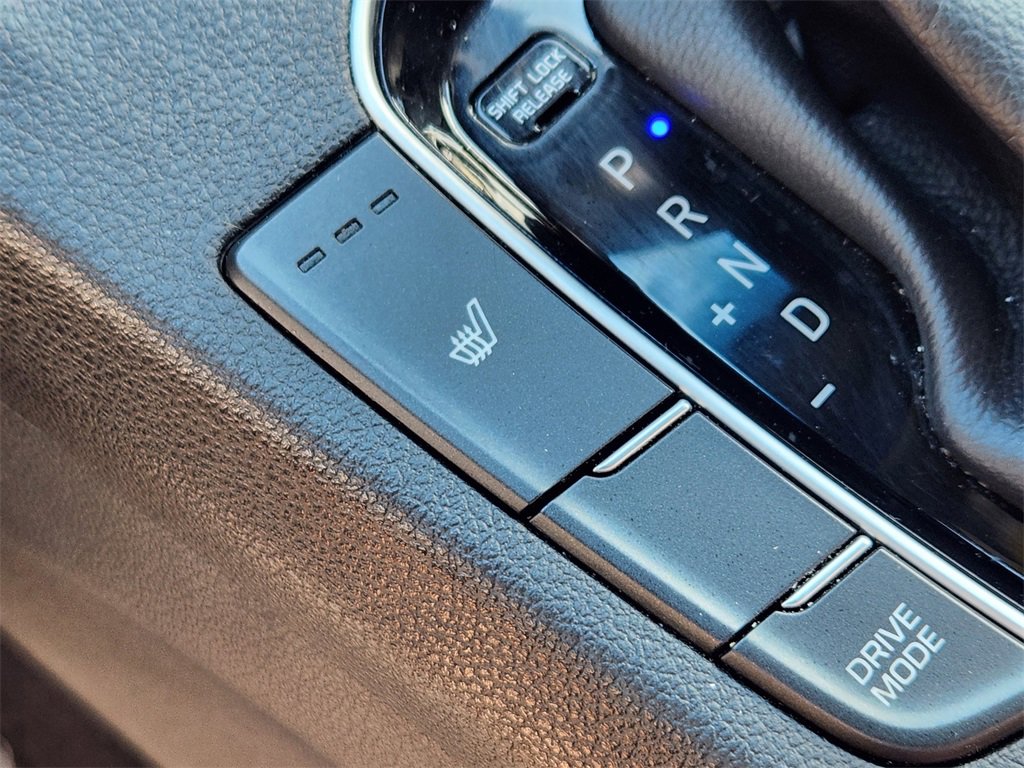 Used 2018 Hyundai Elantra GT Sport image 14