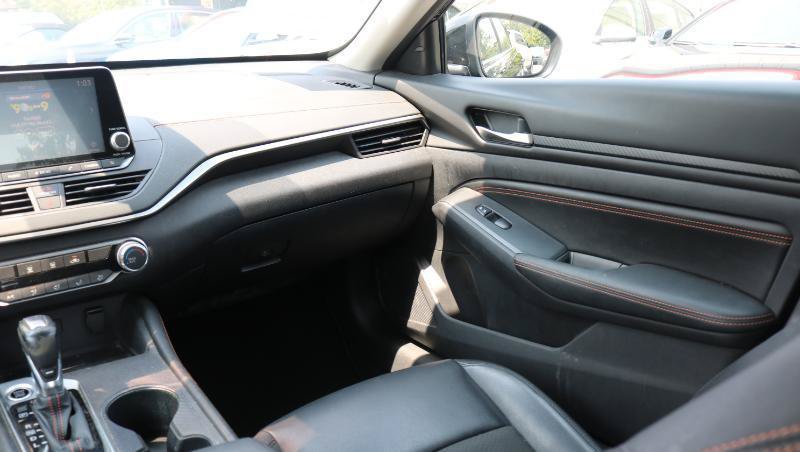 Used 2020 Nissan Altima 2.5 SR FWD image 17