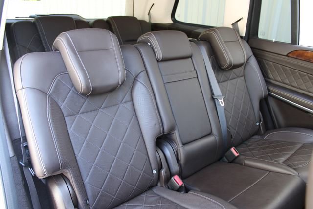 Used 2019 Mercedes-Benz GLS 550 4MATIC image 17