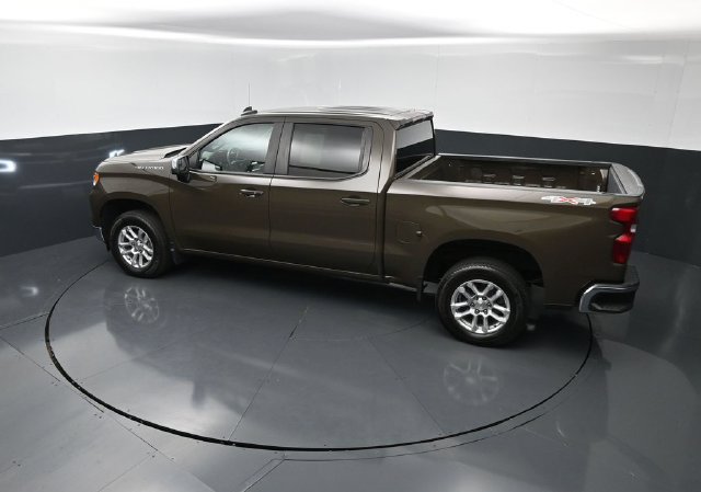 Used 2023 Chevrolet Silverado 1500 LT AWD/4WD image 22
