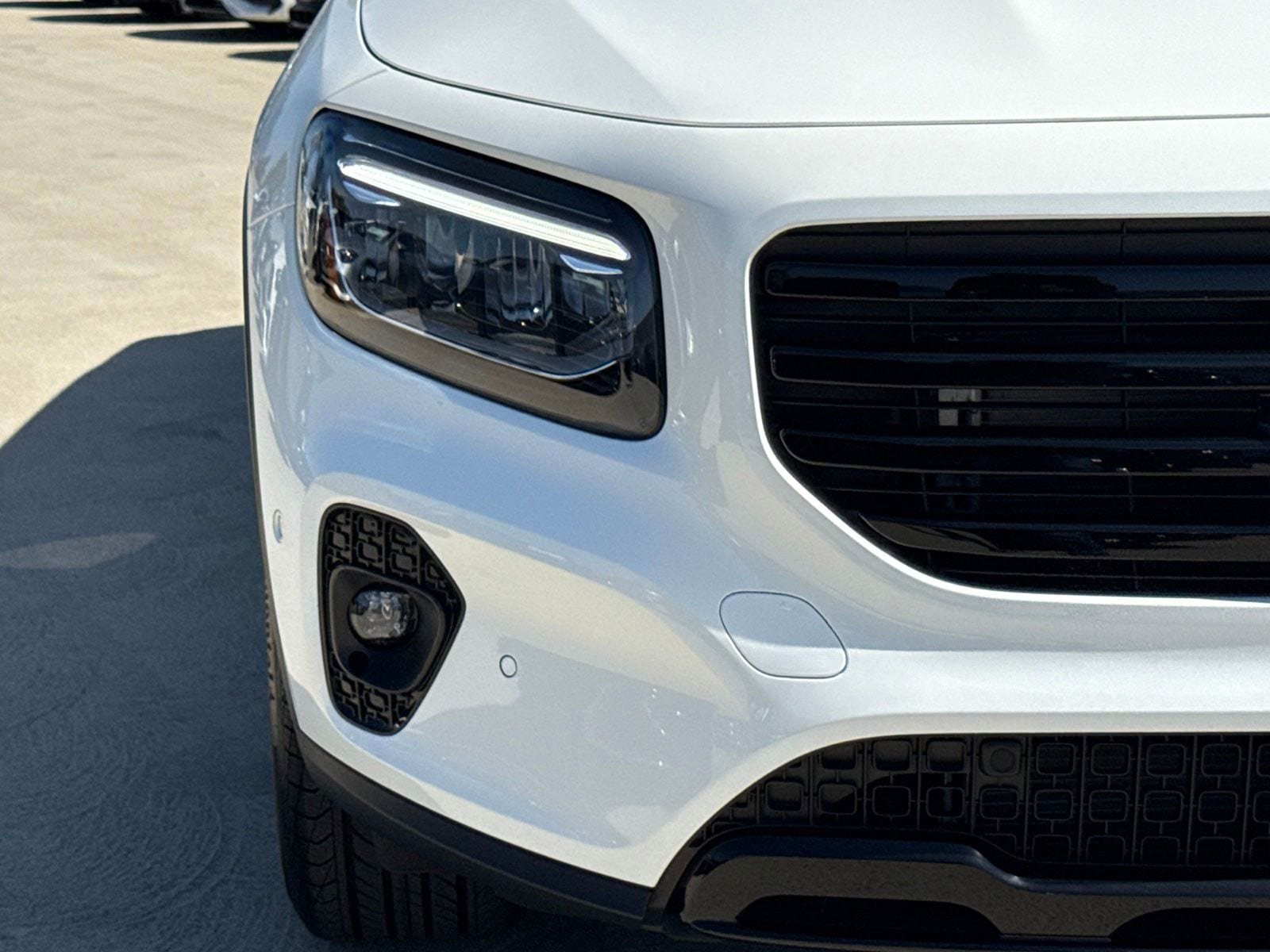 New 2026 Mercedes-Benz GLB 250 image 5
