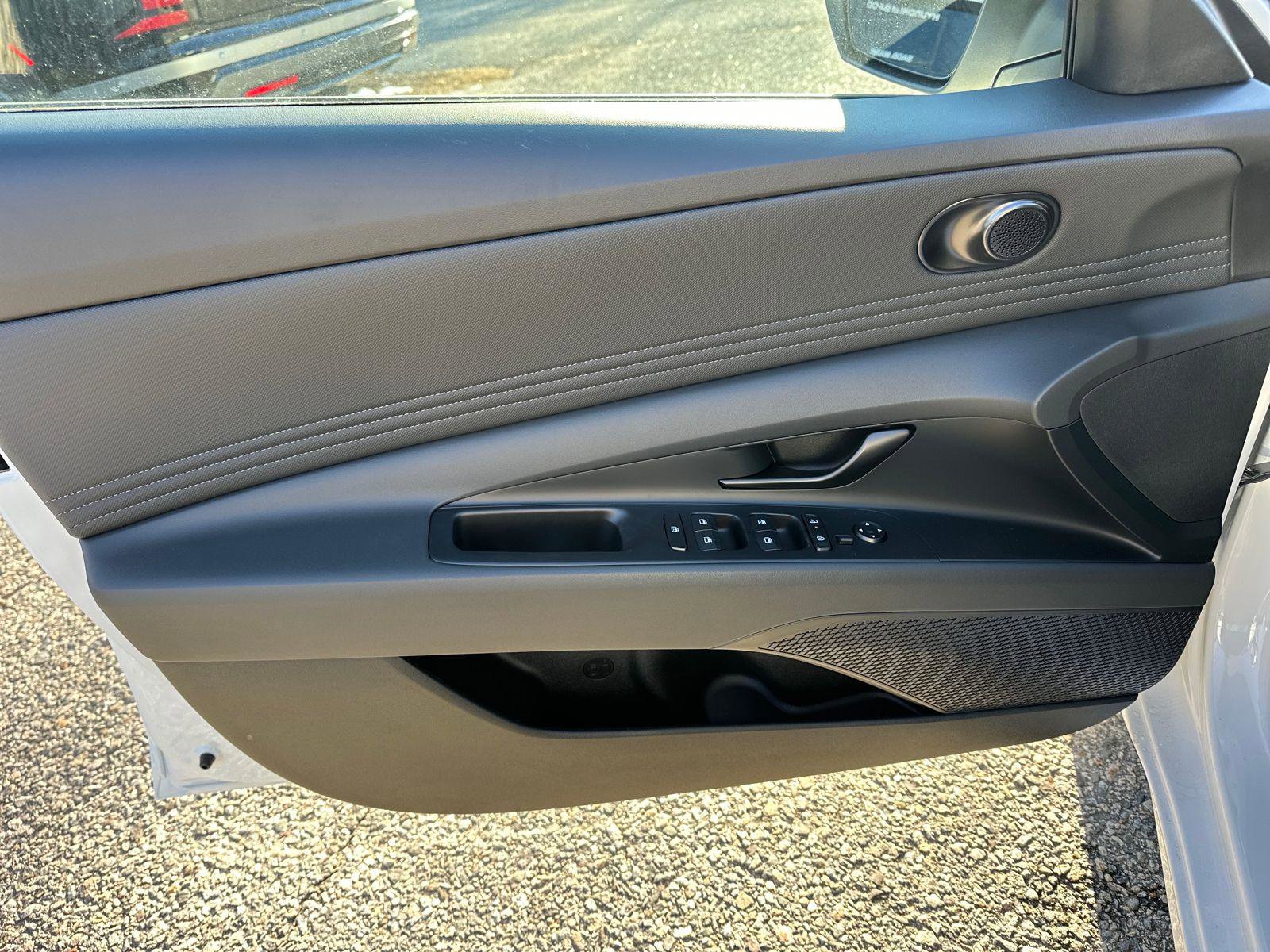 New 2026 Hyundai Elantra SEL Sport Premium image 12