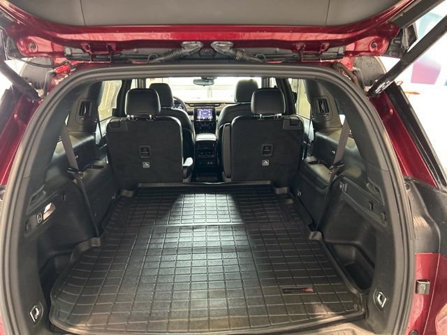 Used 2021 Jeep Grand Cherokee L Laredo image 15