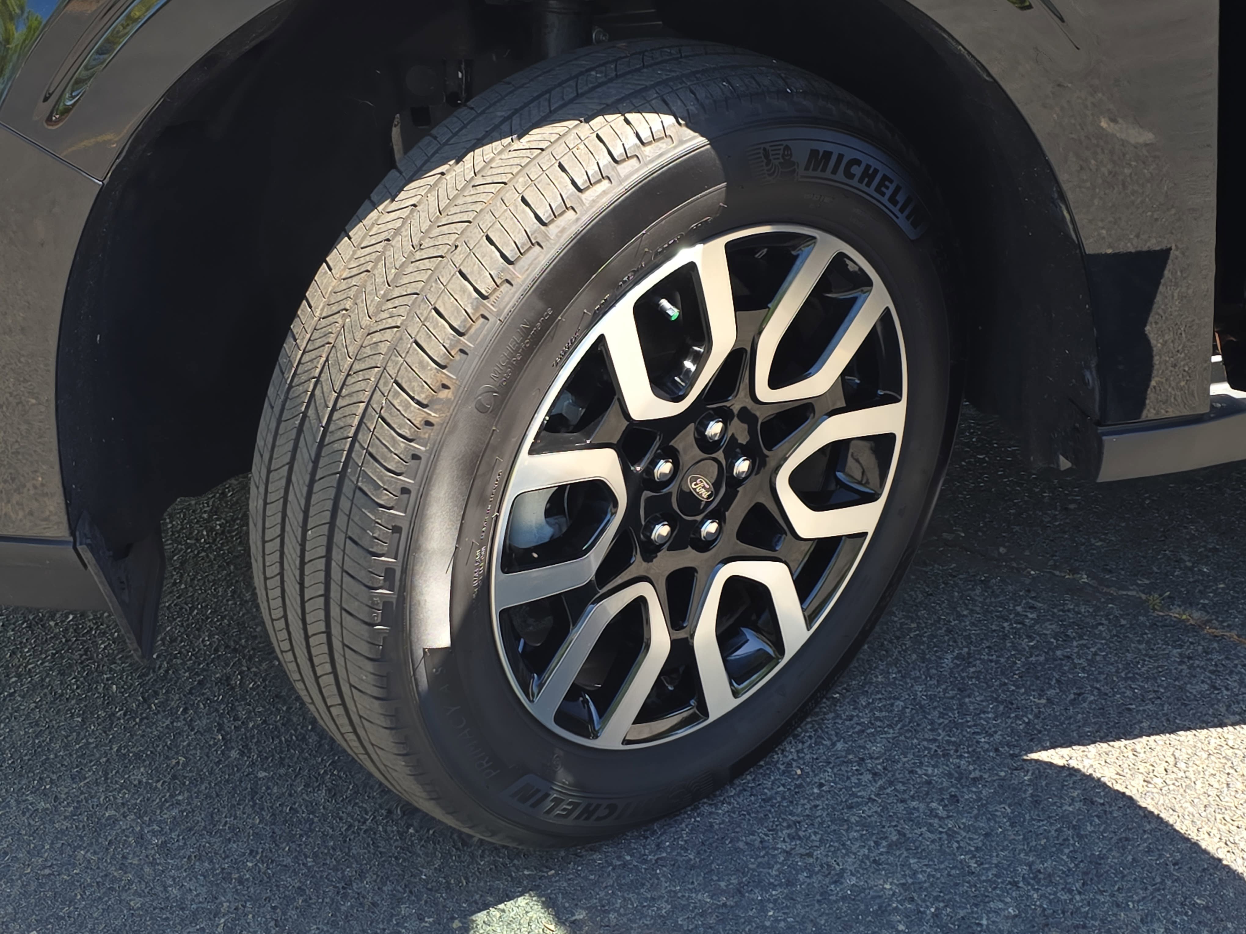 Used 2023 Ford Maverick Lariat FWD image 29