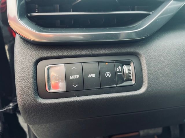 New 2026 GMC Acadia AT4 image 10