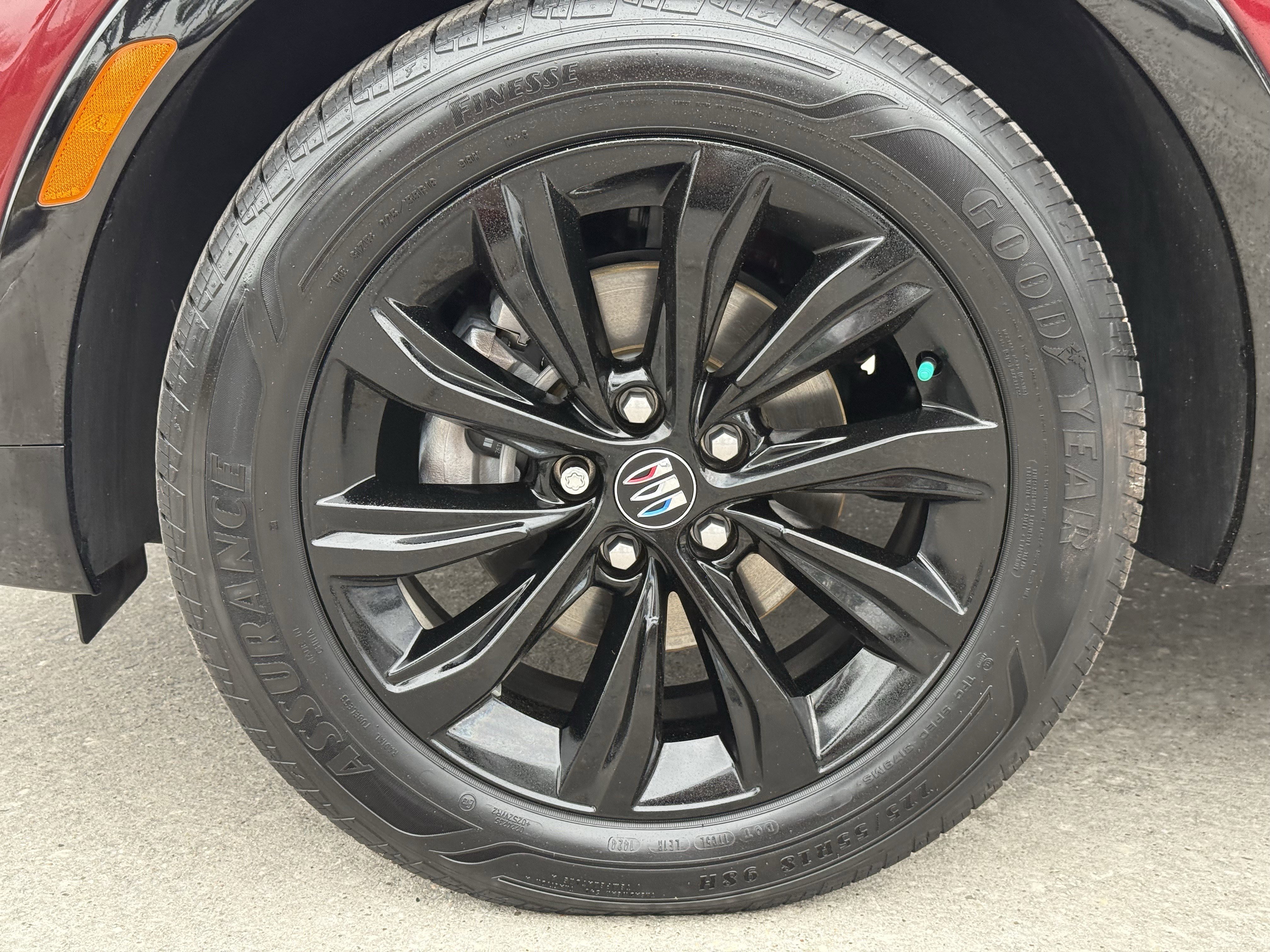 Used 2025 Buick Envista Sport Touring w/ Convenience I Package image 12