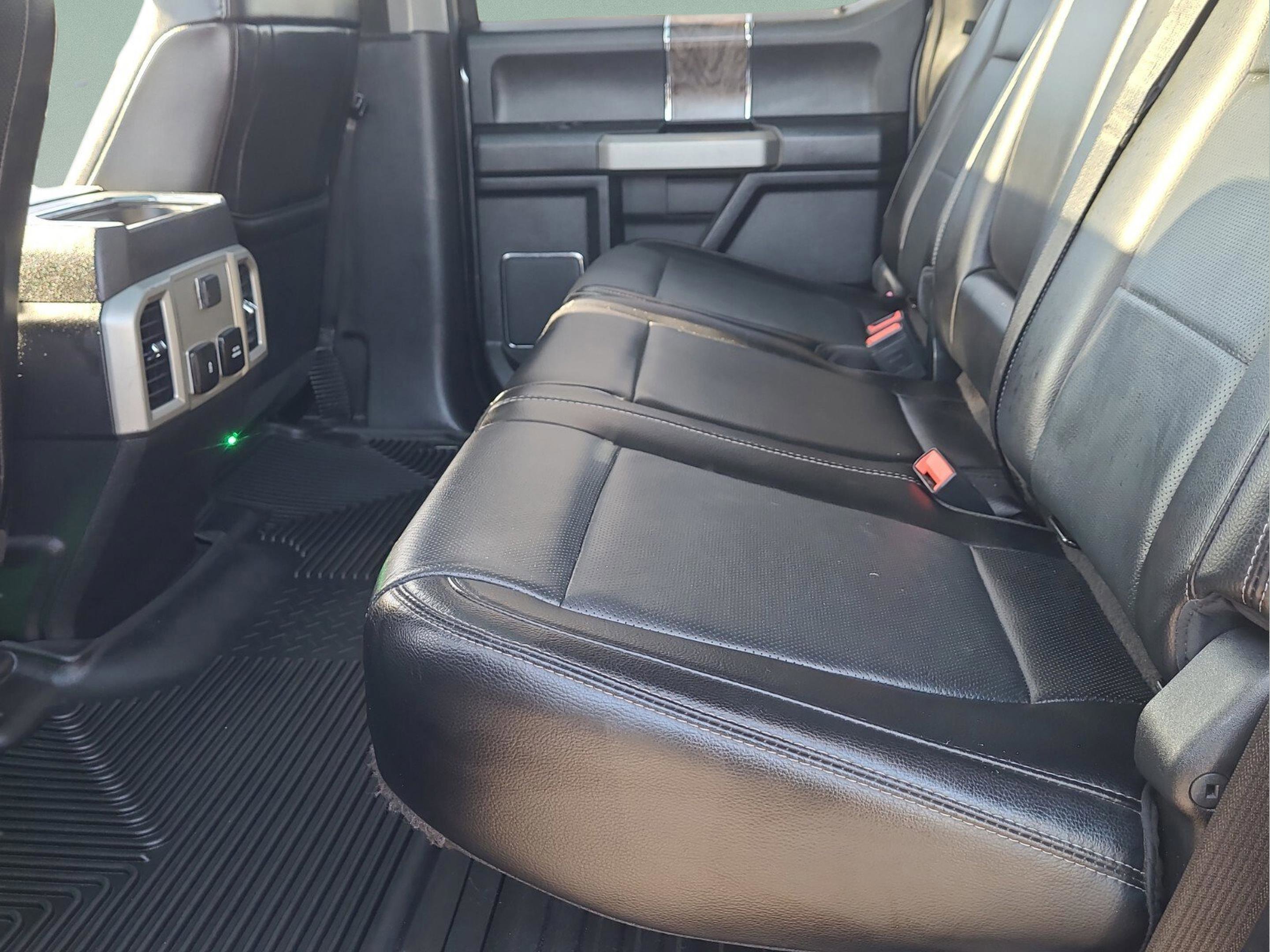 Used 2018 Ford F250 Lariat w/ Lariat Ultimate Package image 10