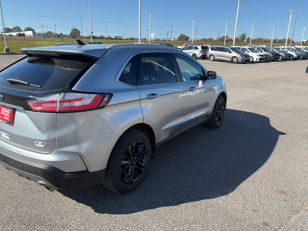 Used 2020 Ford Edge SEL w/ Convenience Package image 5
