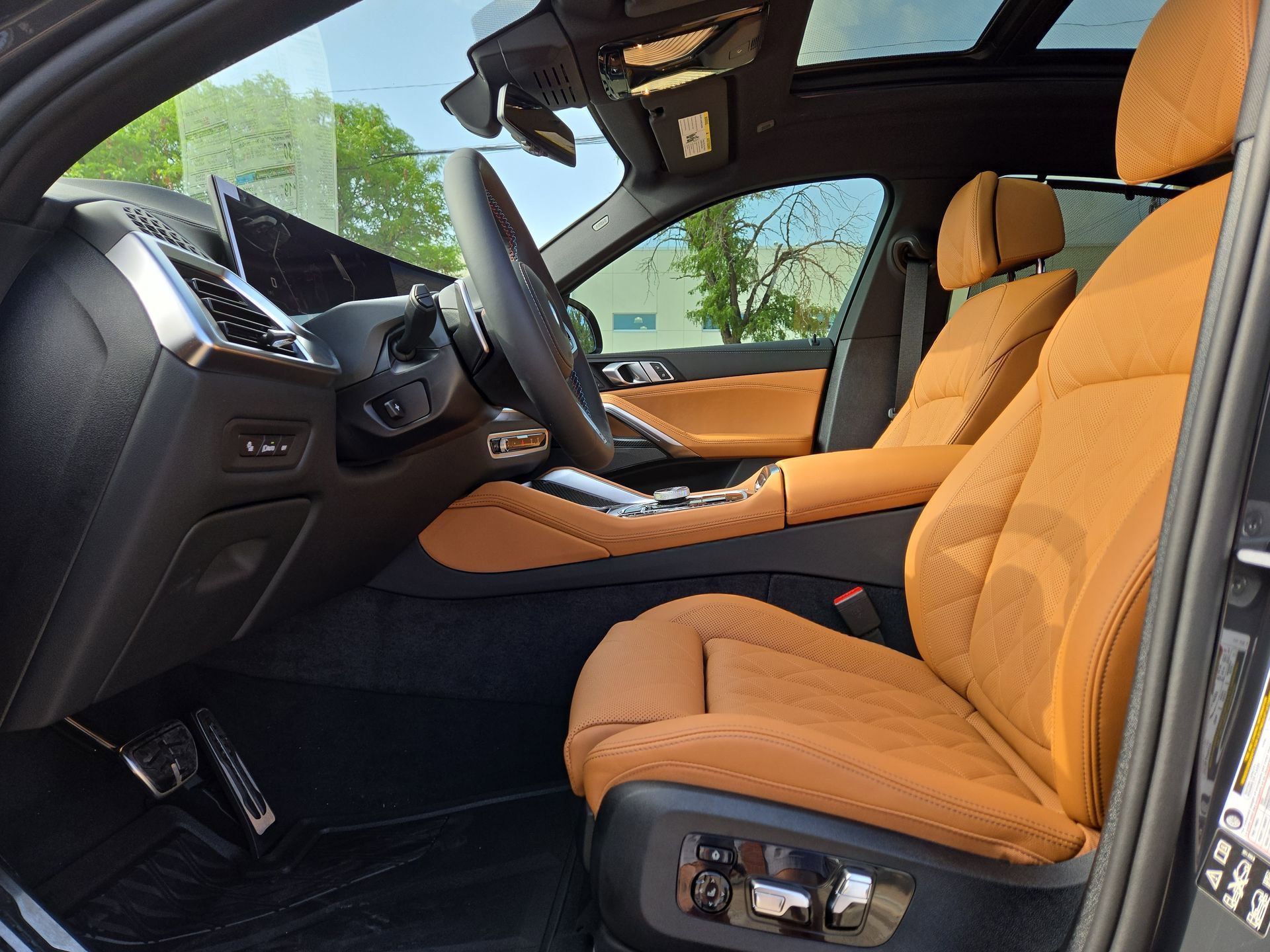 New 2027 BMW X6 M60i AWD/4WD image 16