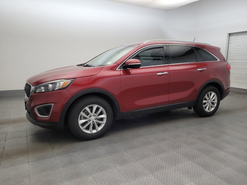 Used 2018 Kia Sorento LX FWD image 2
