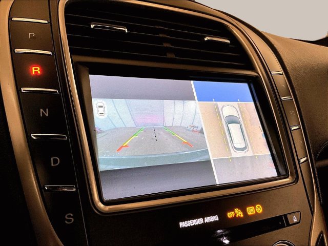 Used 2017 Lincoln MKX Reserve w/ Driver Assistance Package AWD/4WD image 20