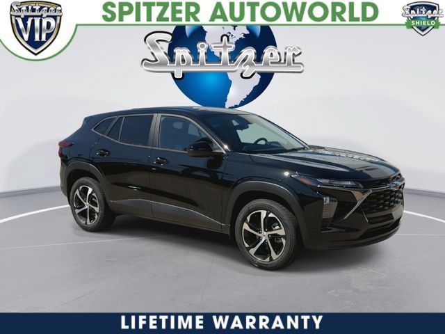 New 2026 Chevrolet Trax RS w/ Driver Confidence Package FWD image 2