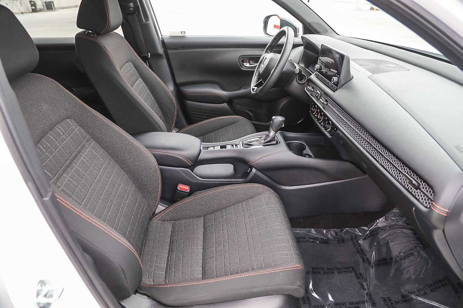 Used 2024 Honda HR-V Sport image 16