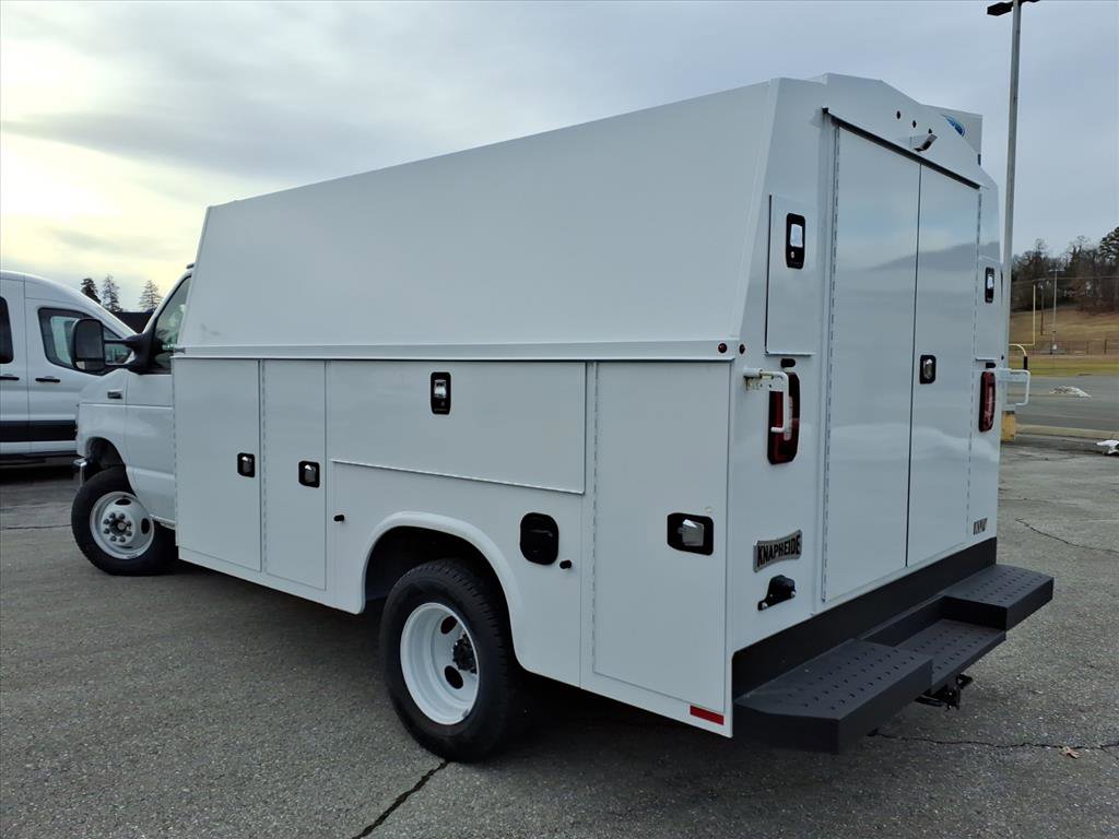 New 2026 Ford E-350 and Econoline 350 Super Duty w/ Power Equipment Group image 7