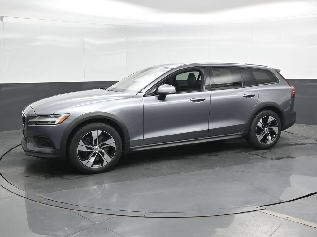 Used 2020 Volvo V60 T5 Cross Country w/ Protection Package AWD/4WD image 9