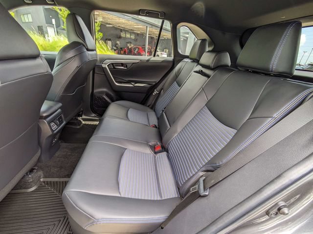 Used 2024 Toyota RAV4 XSE AWD/4WD image 15