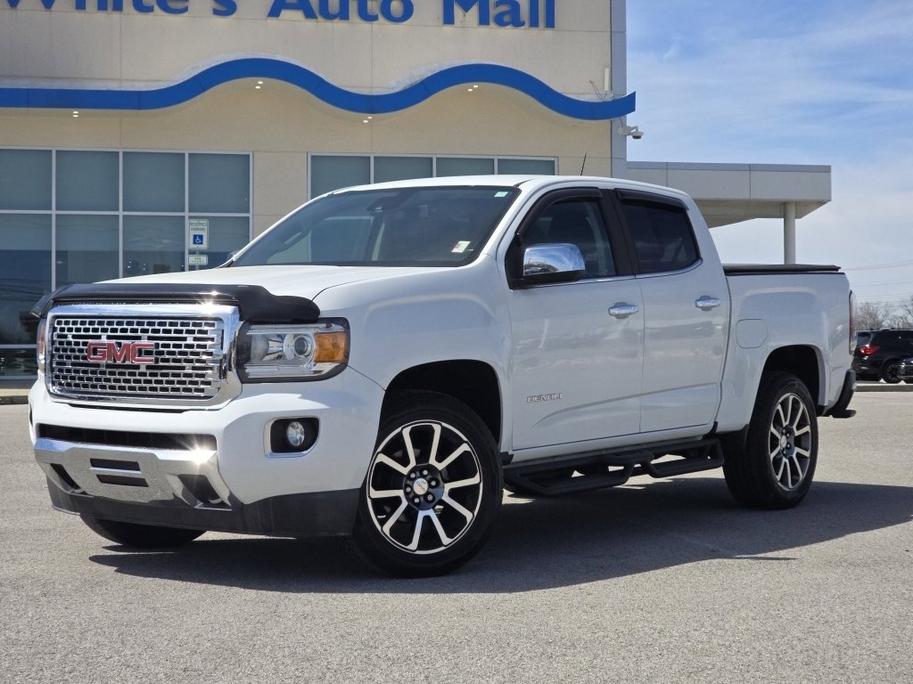 Used 2017 GMC Canyon Denali image 2