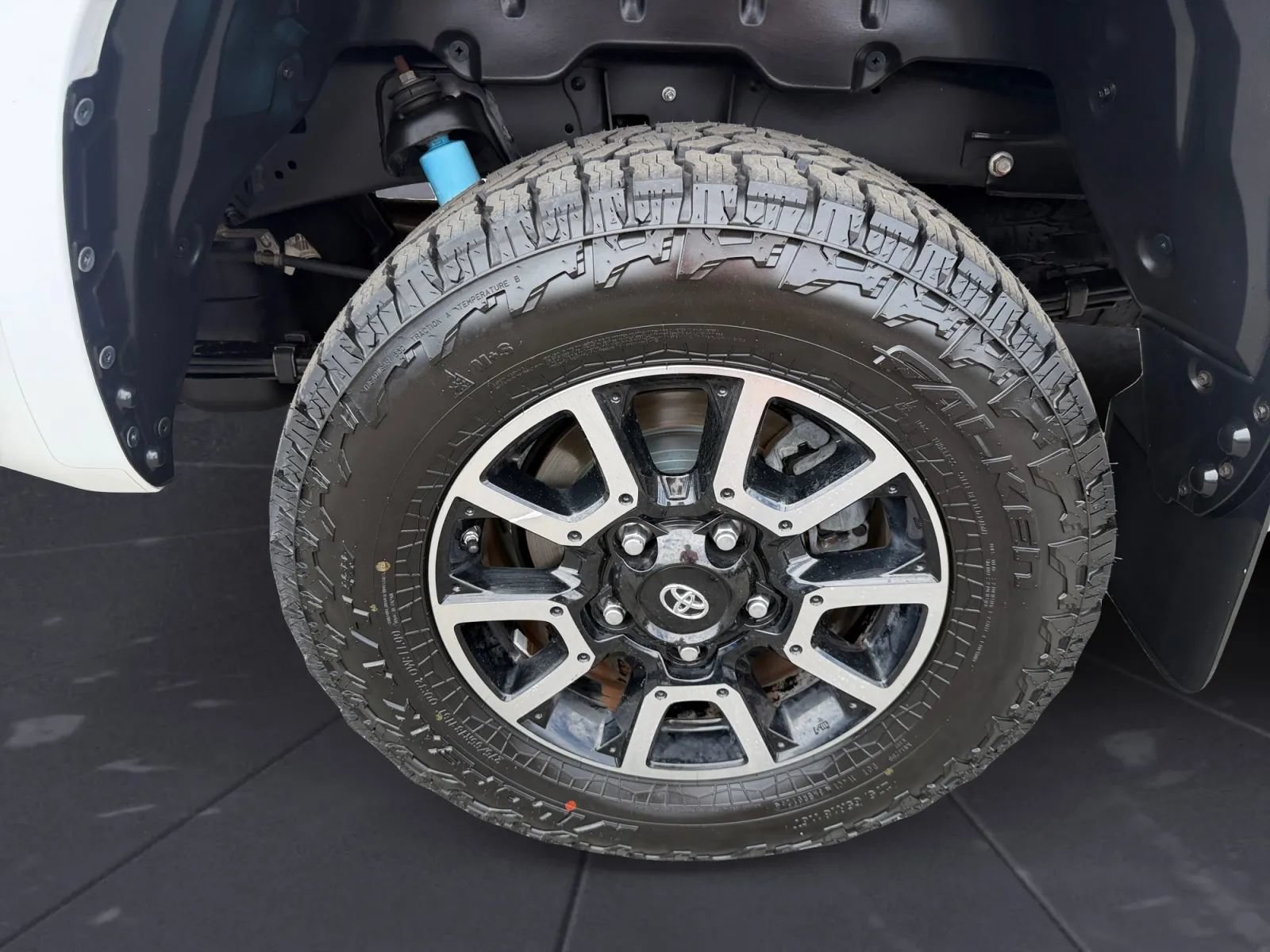 Used 2015 Toyota Tundra Limited w/ TRD Off Road Package AWD/4WD image 32