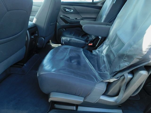 Used 2023 Chevrolet Traverse LT image 21