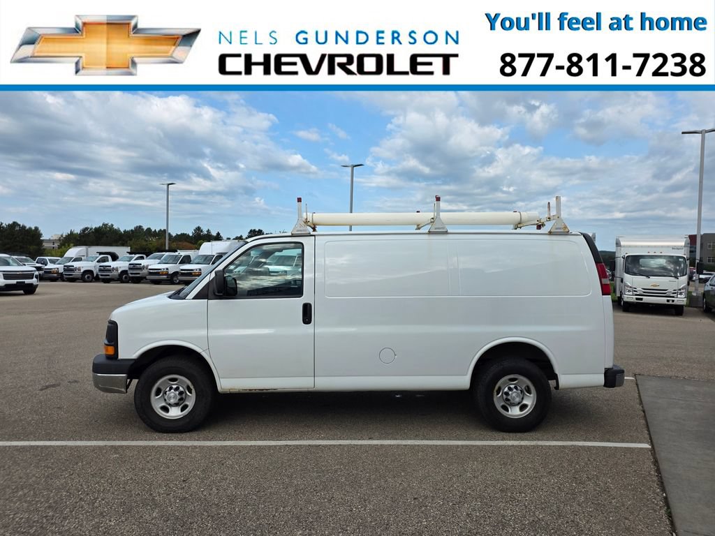 Used 2016 Chevrolet Express 3500 RWD image 4