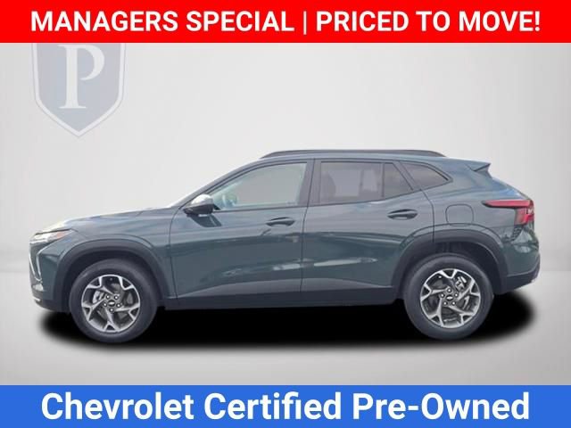 Certified 2025 Chevrolet Trax LT FWD image 12