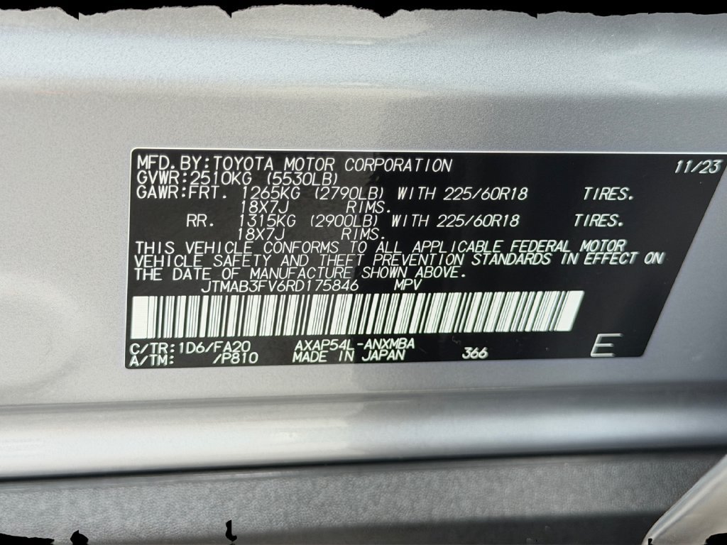 Used 2024 Toyota RAV4 SE w/ Weather & Moonroof Package AWD/4WD image 28