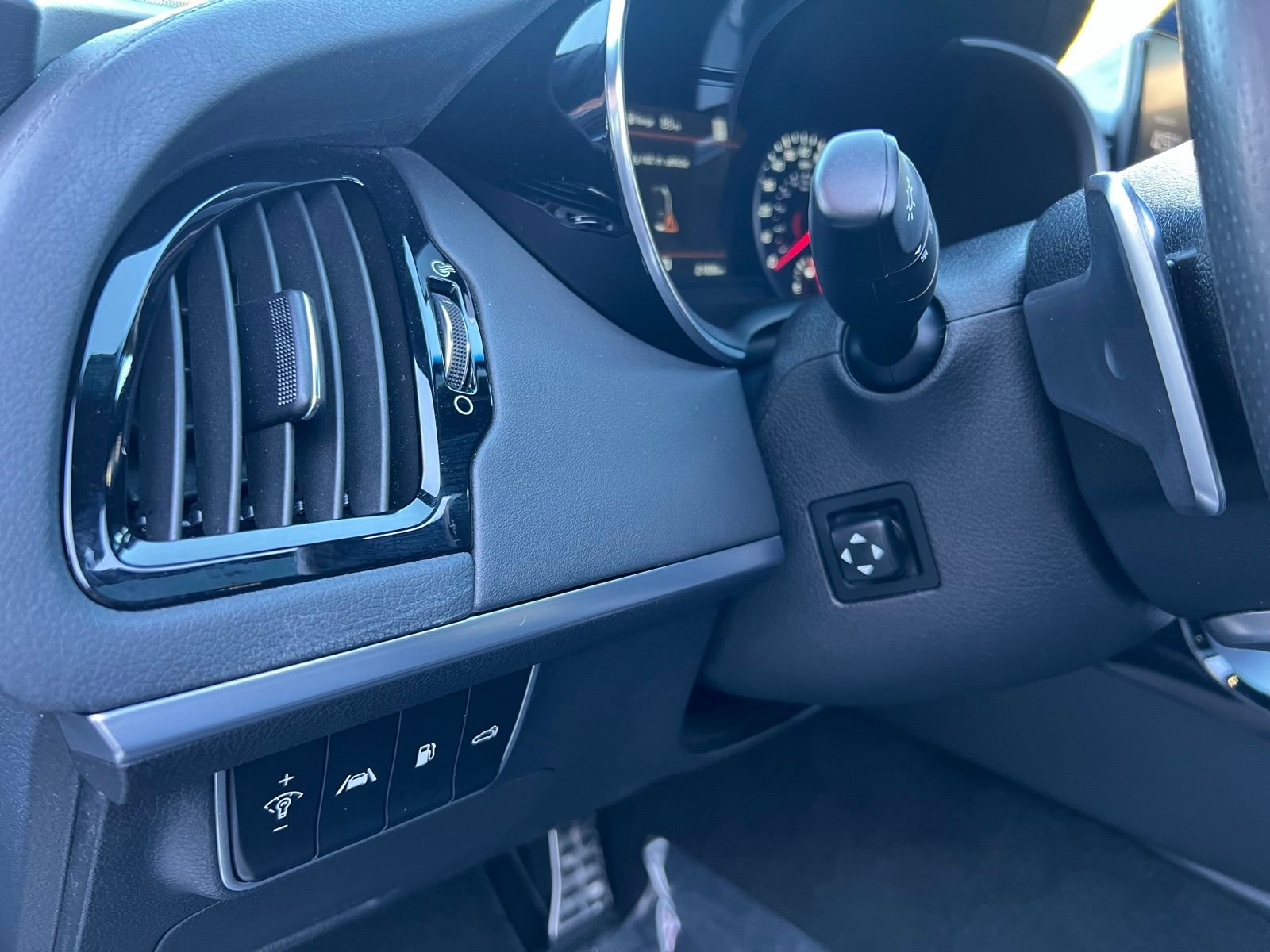 Used 2023 Kia Stinger GT2 w/ Paint Protection Package image 34