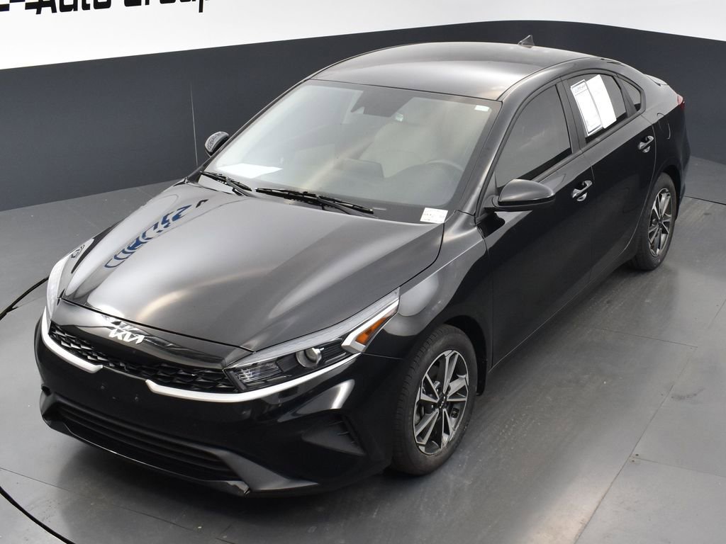 Certified 2022 Kia Forte LXS image 9