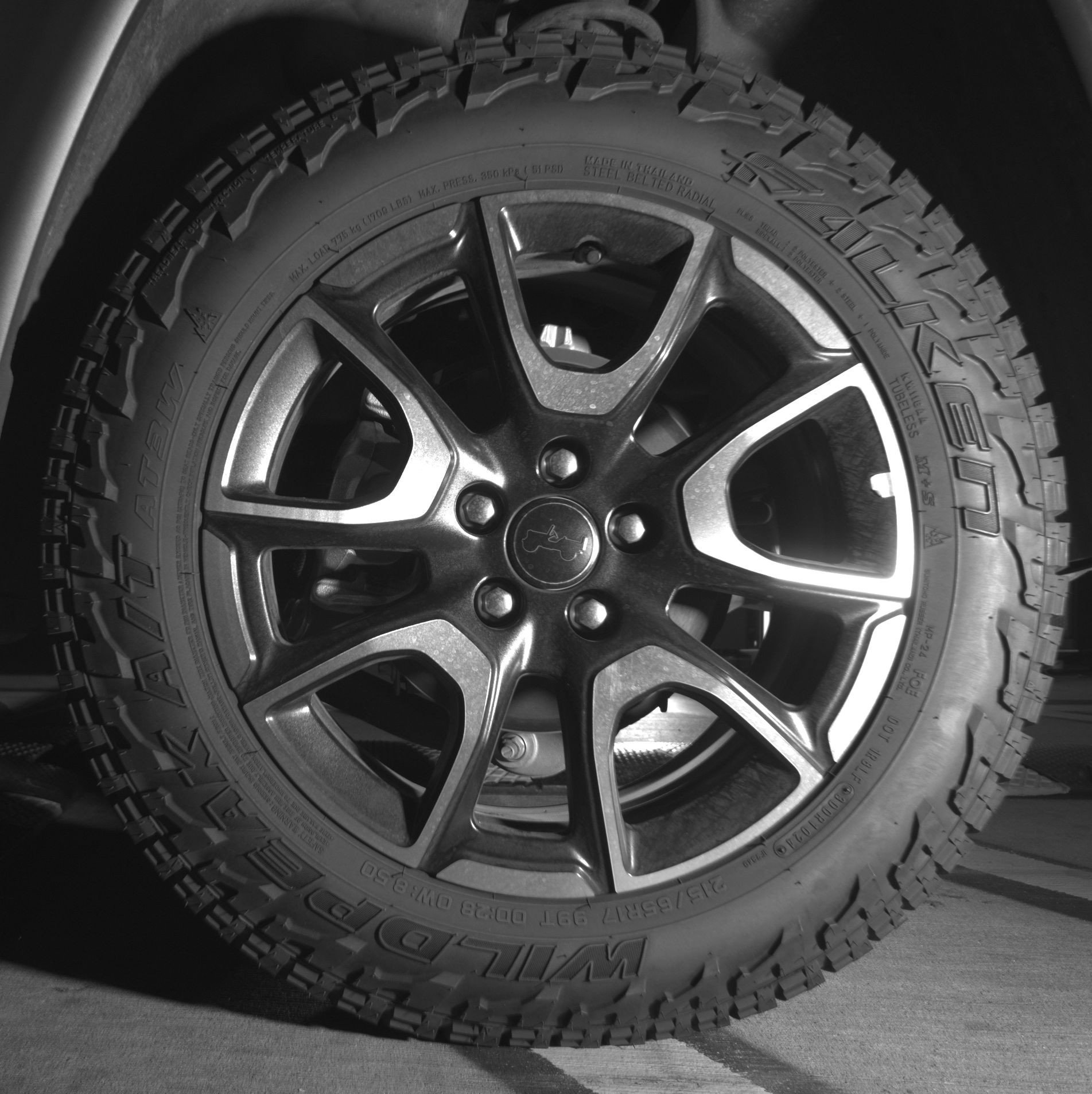 Used 2025 Jeep Compass Trailhawk w/ Trailer Tow Group image 14