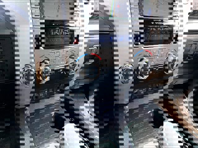 Used 2021 Toyota Tundra Platinum AWD/4WD image 26