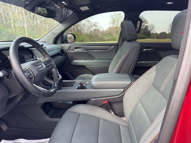 Used 2024 GMC Acadia AT4 w/ Luxury Package AWD/4WD image 17