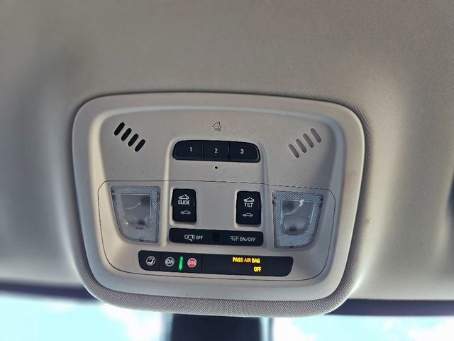 Used 2019 Chevrolet Traverse LT w/ LT Premium Package image 27