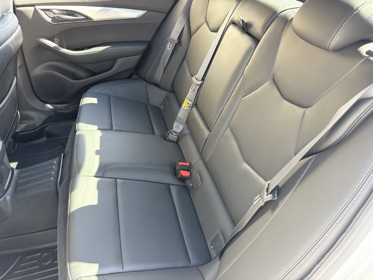 Certified 2024 Cadillac CT5 Luxury RWD image 18