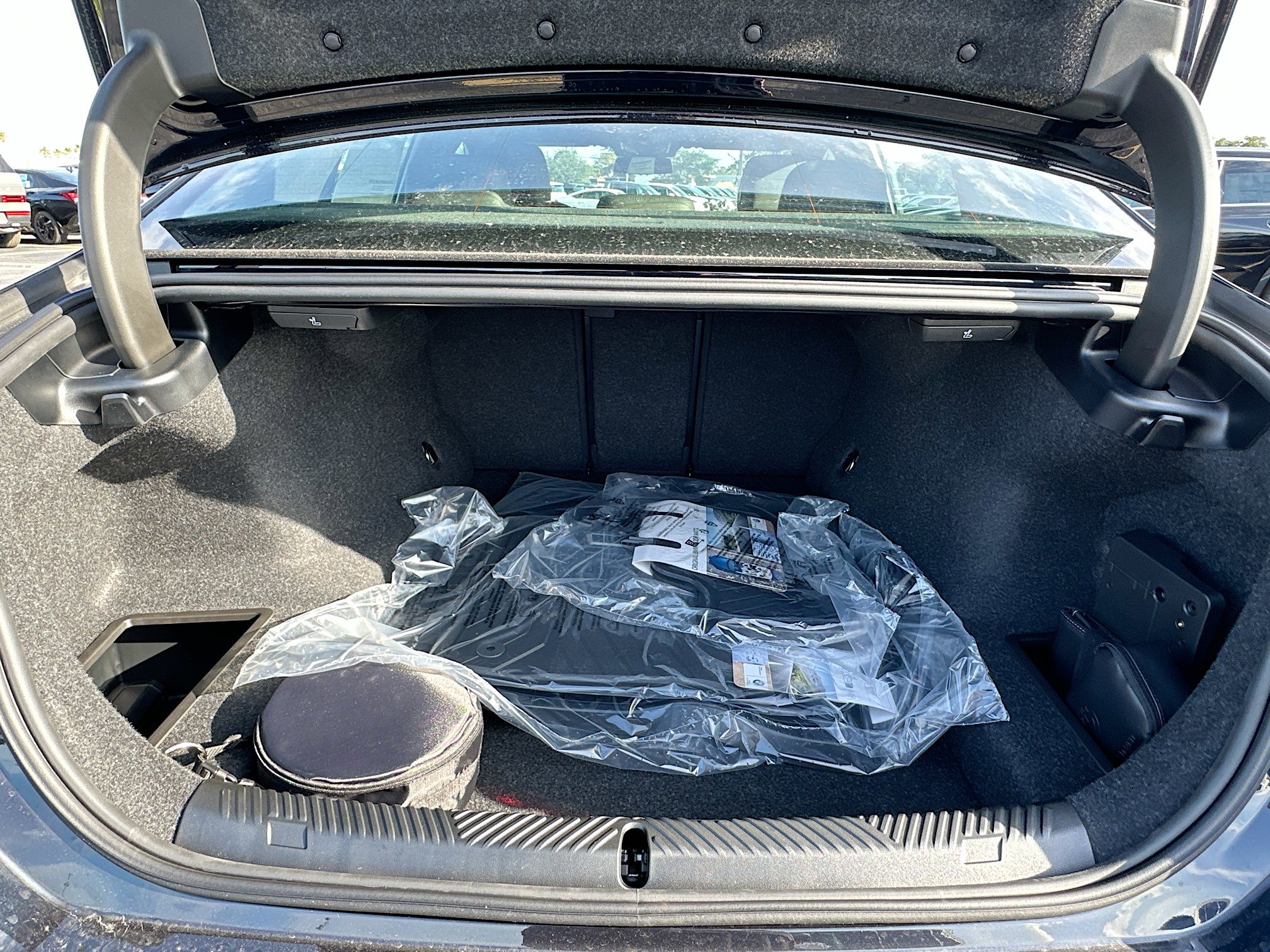 New 2027 BMW 530i RWD image 21