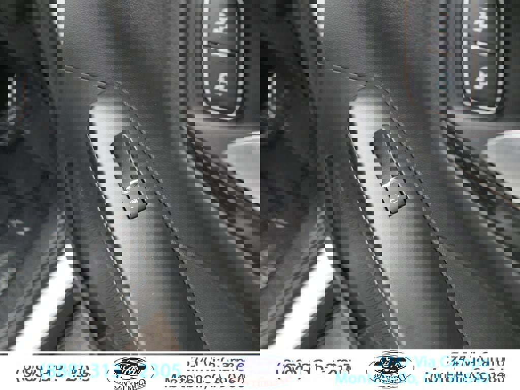 Used 2025 Ford Escape ST-Line w/ Tech Pack #1 image 27