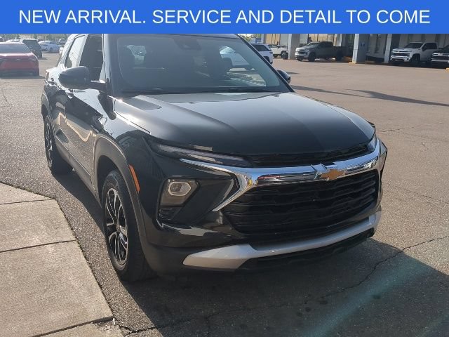 Certified 2026 Chevrolet TrailBlazer LT w/ Convenience Package FWD image 9