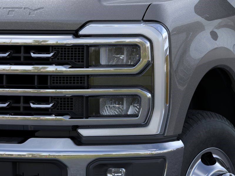 New 2026 Ford F350 4x4 Crew Cab DRW Super Duty image 18