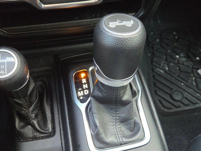 Used 2021 Jeep Wrangler Unlimited Sport AWD/4WD image 13