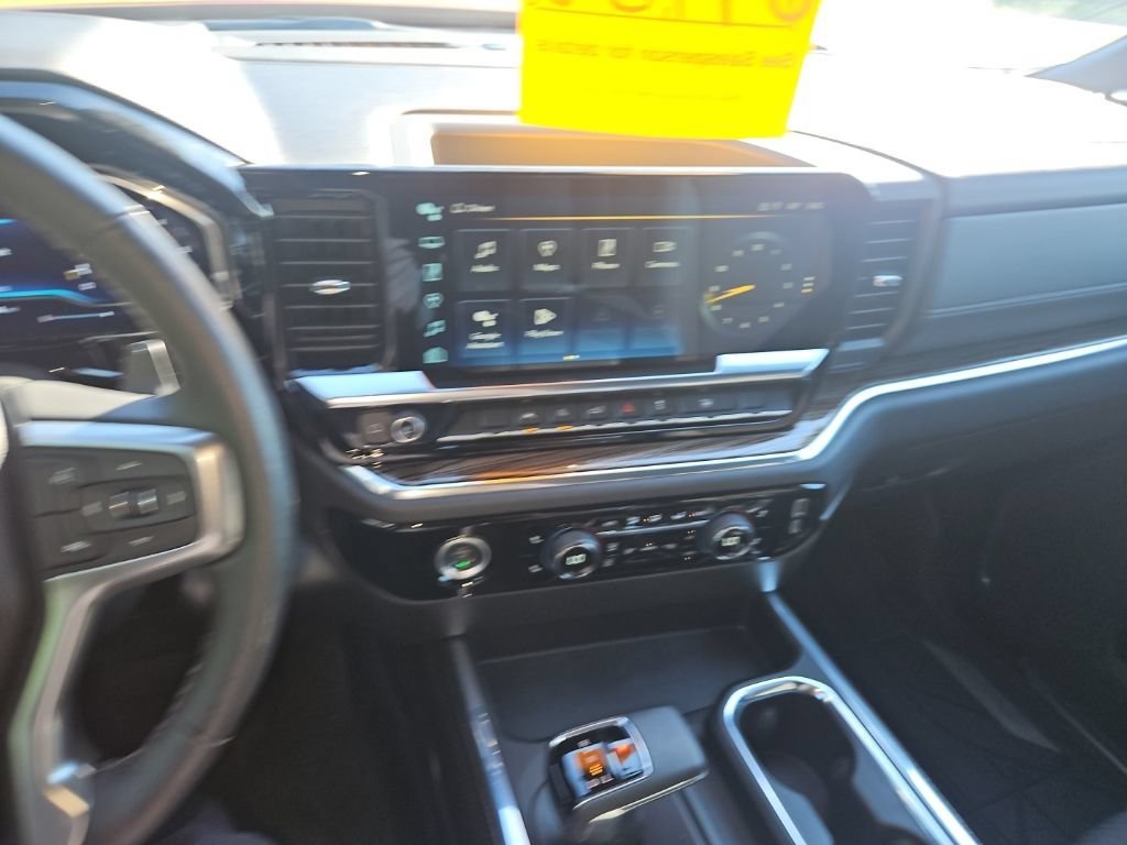 Used 2024 Chevrolet Silverado 1500 RST w/ Protection Package AWD/4WD image 19