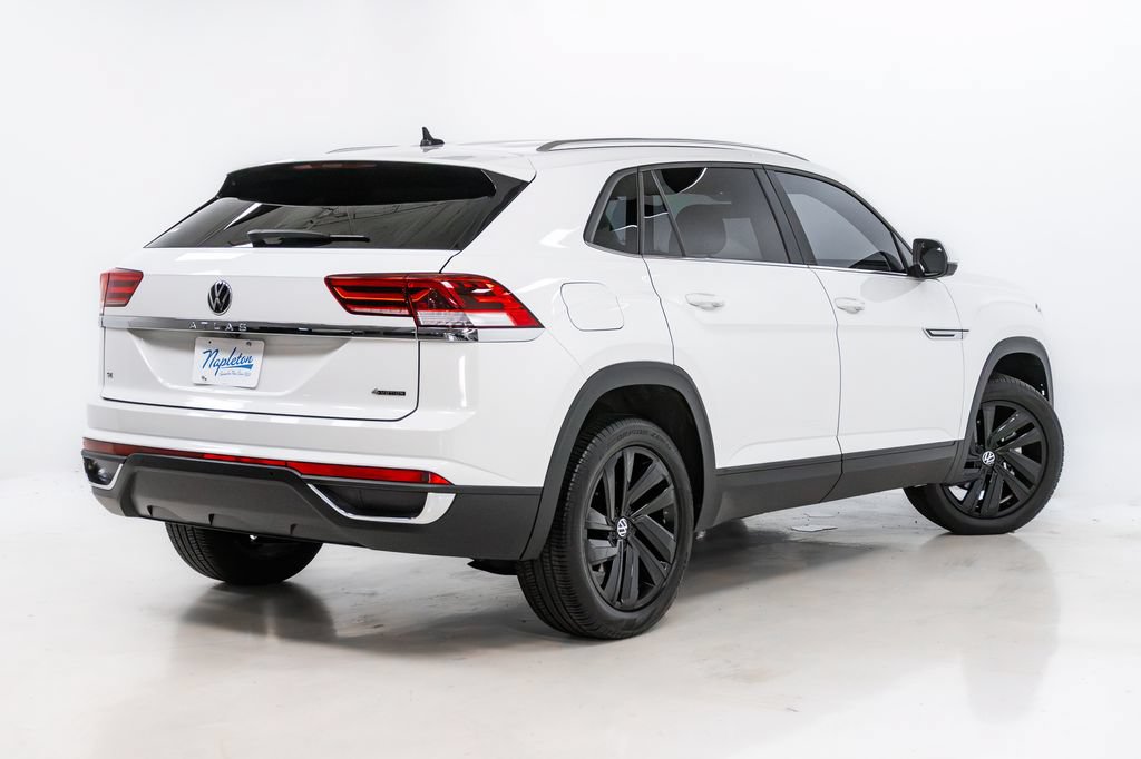 Used 2023 Volkswagen Atlas Cross Sport SE w/ Black Wheel Package AWD/4WD image 31